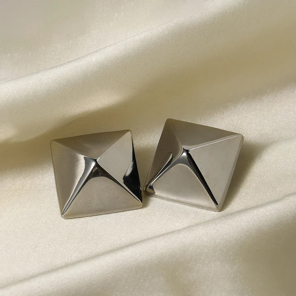 Arden Pyramid Stud Earrings