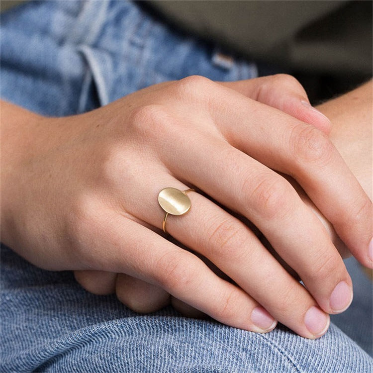 Aria Minimalist Gold Ring