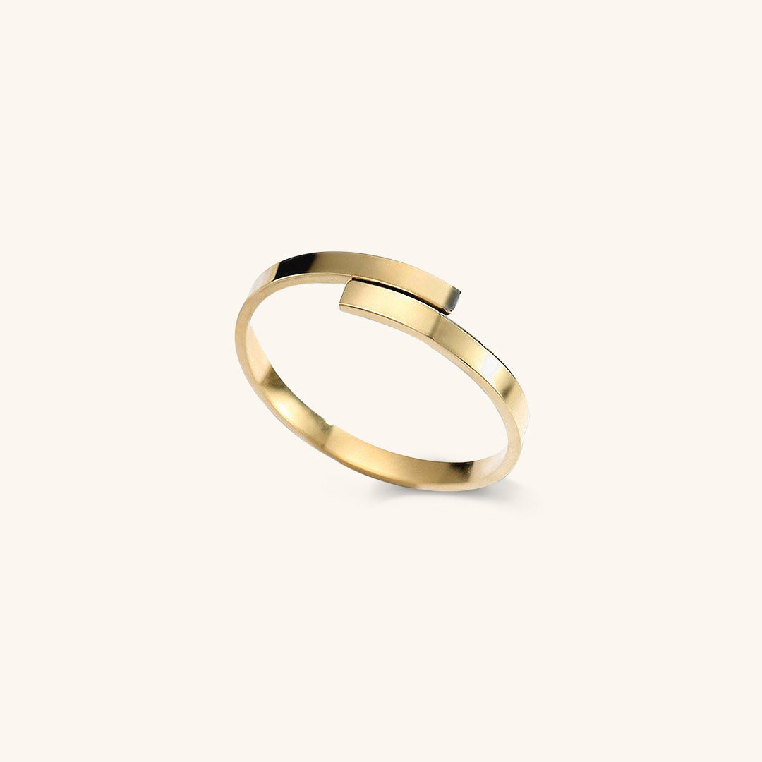 Aurellia Gold Ring