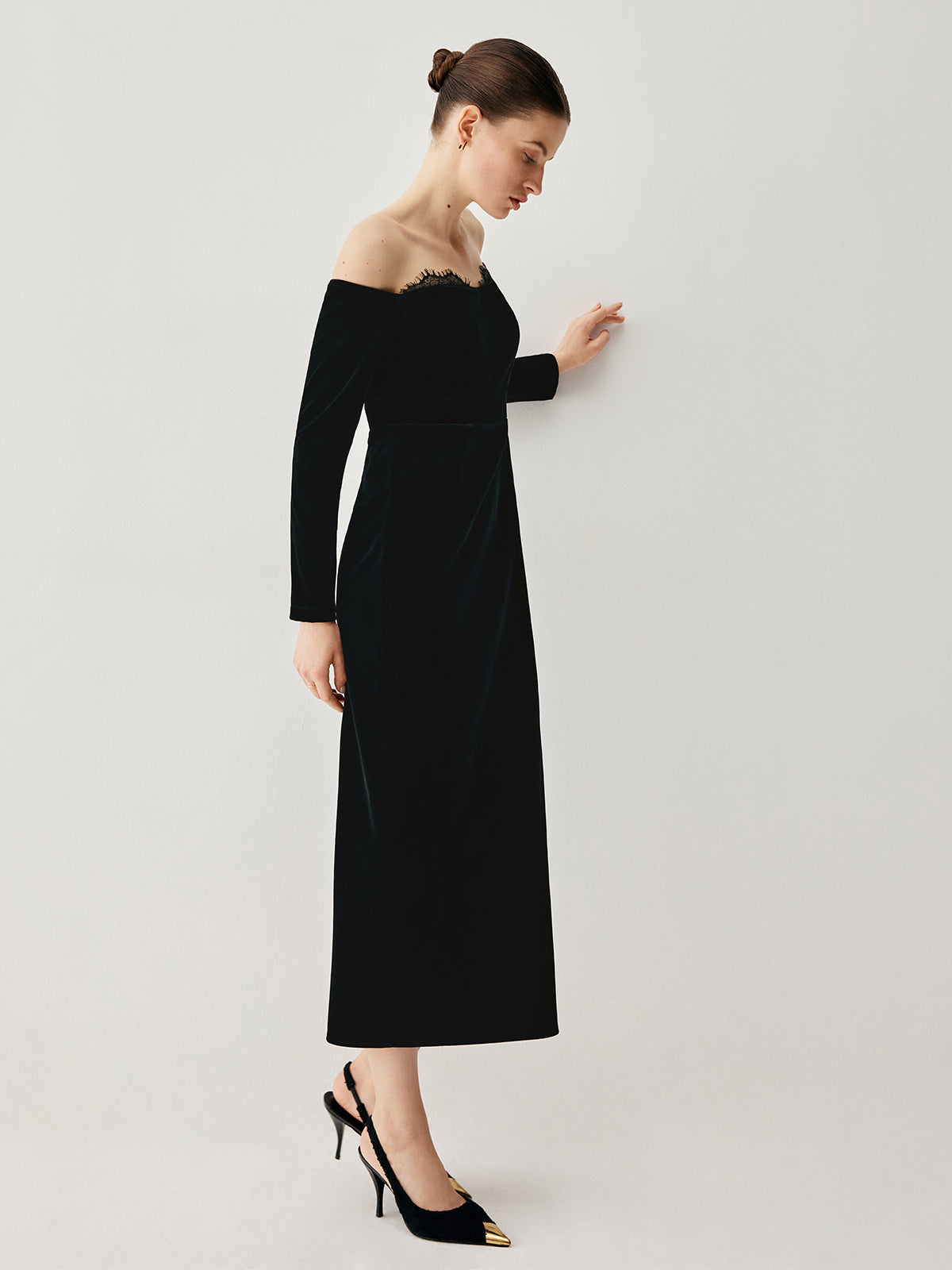 Velvet Off-shoulder Patchwork Slit Midi Dress