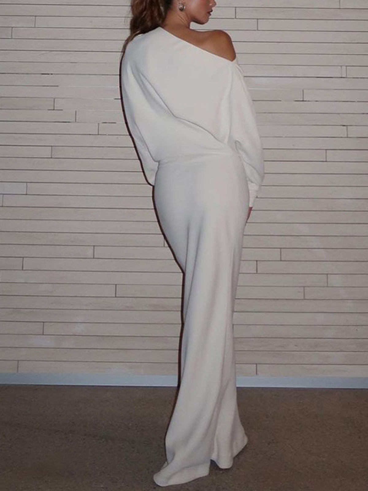 Asymmetrical Off Shoulder Solid Long Sleeve Maxi Dress