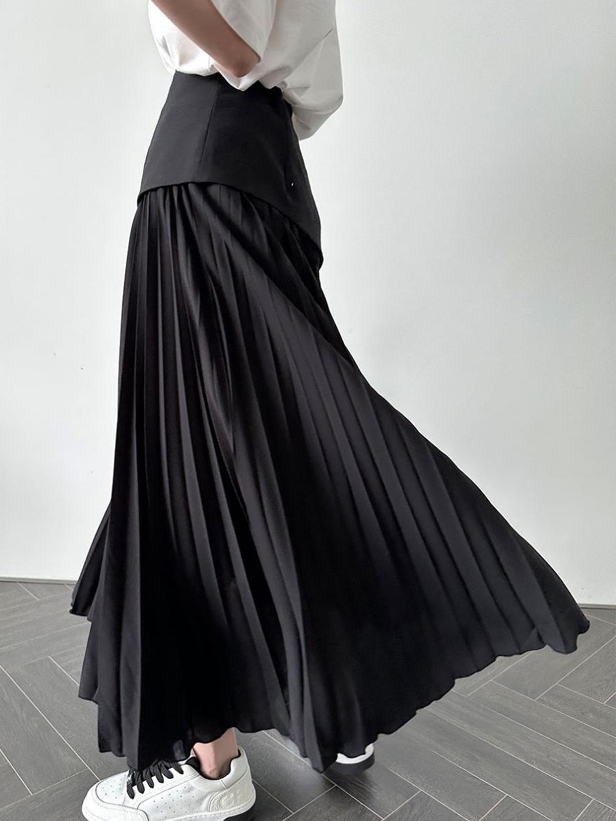 Pleated Patchwork Maxi Skirt