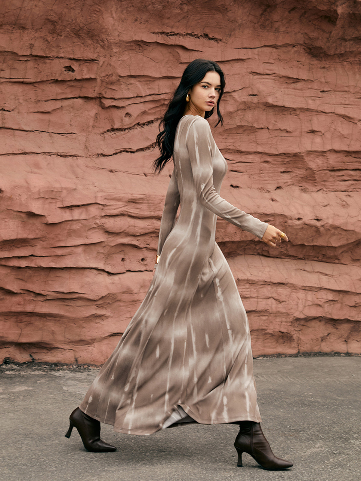 Maillard Tie Dye One-Shoulder Knit Long Dress