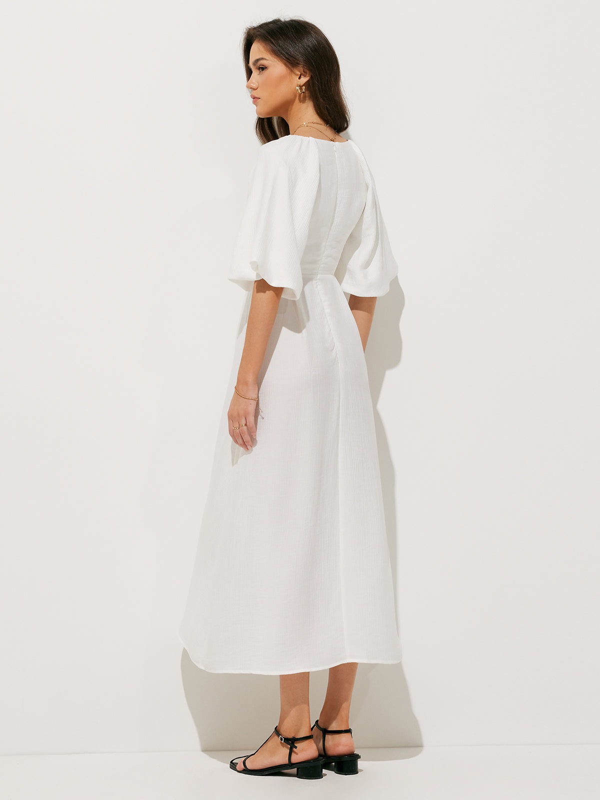 Elegant Knotted Half-Sleeve Midi Dress