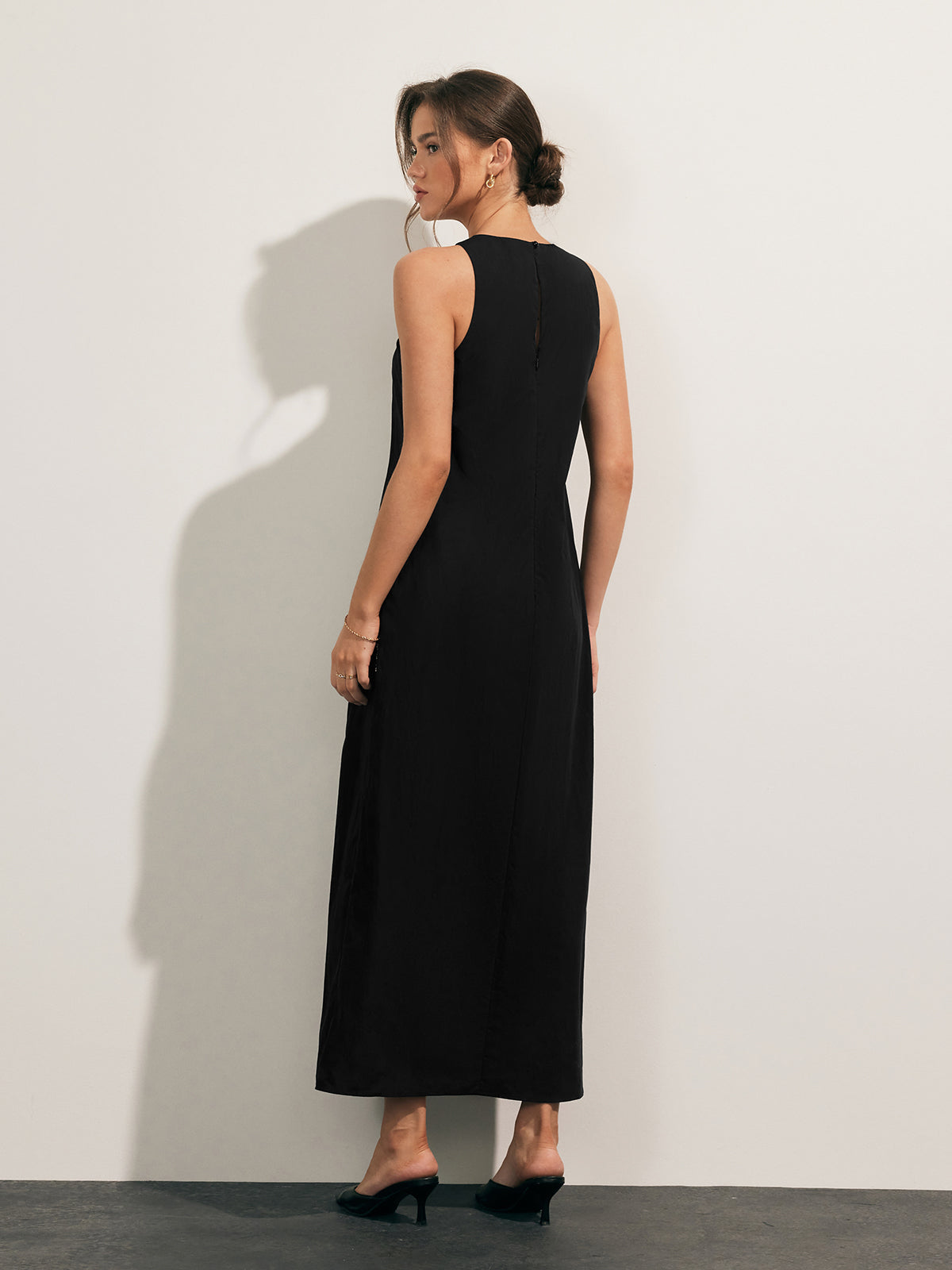 Solid Sleeveless Long Dress