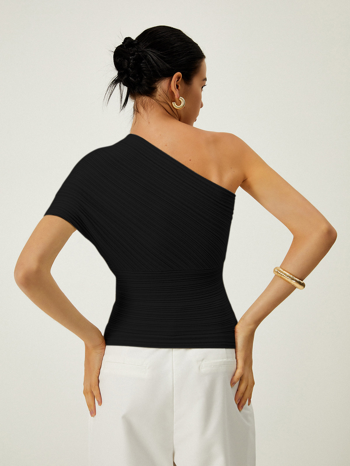 Asymmetrical One Shoulder Knotted Knit Top