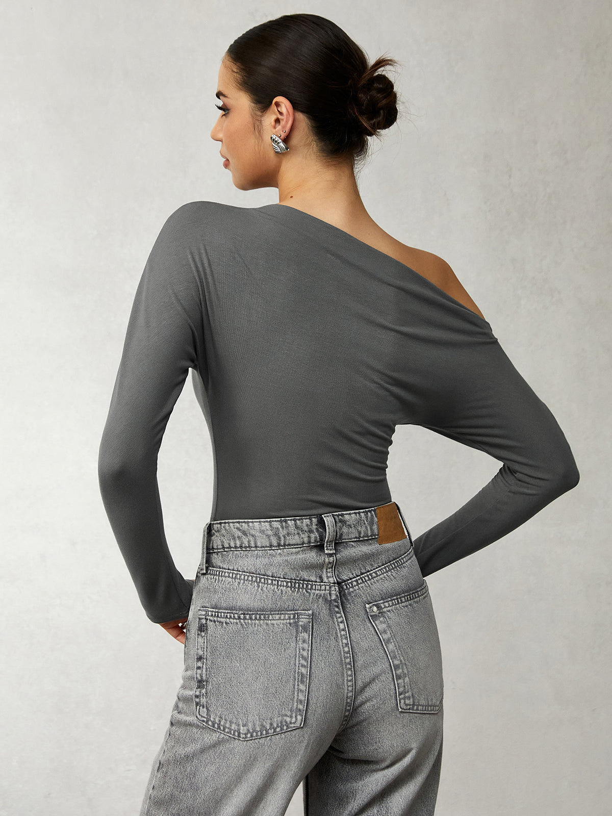 Cold Shoulder Long Sleeve T-Shirt