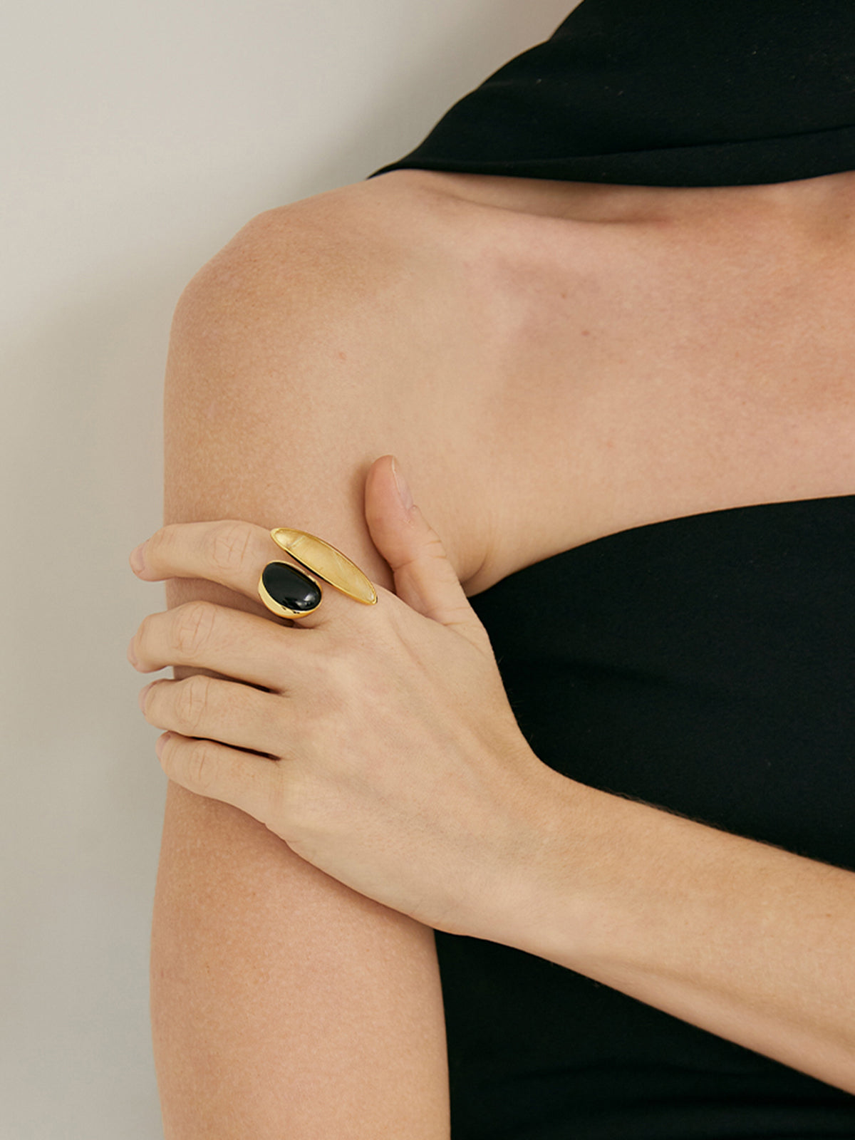 Black Onyx & Yellow Crystal Ring