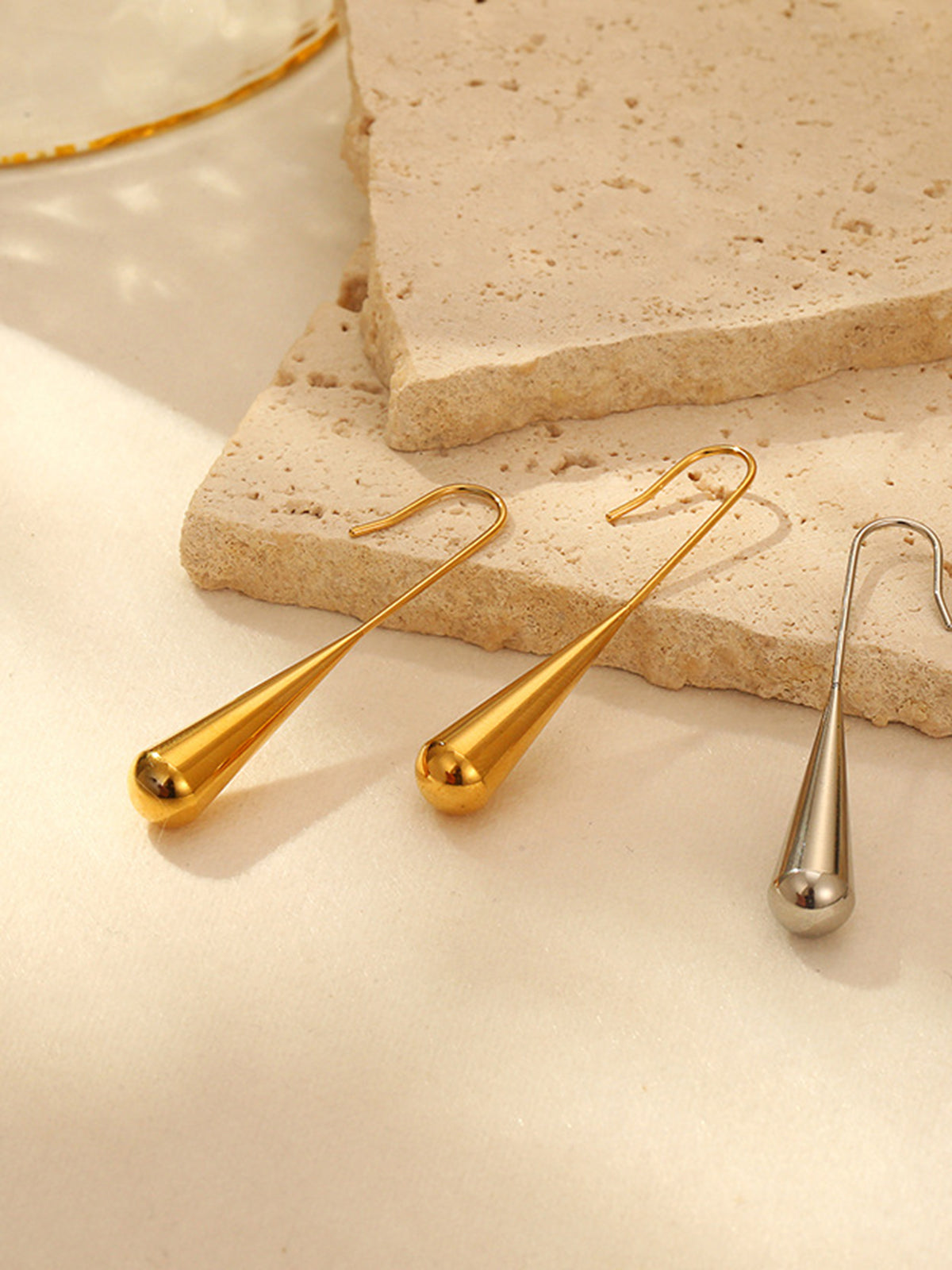 Minimalism Water Drop Pendant Earrings