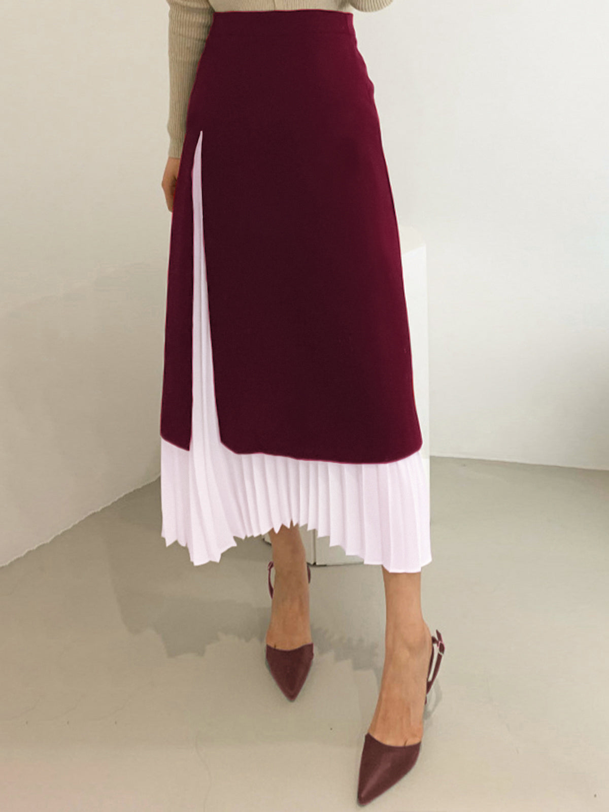 Two Tone Pleated Long Skirt