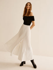 Off-Shoulder Panel Pleated Slit Dress