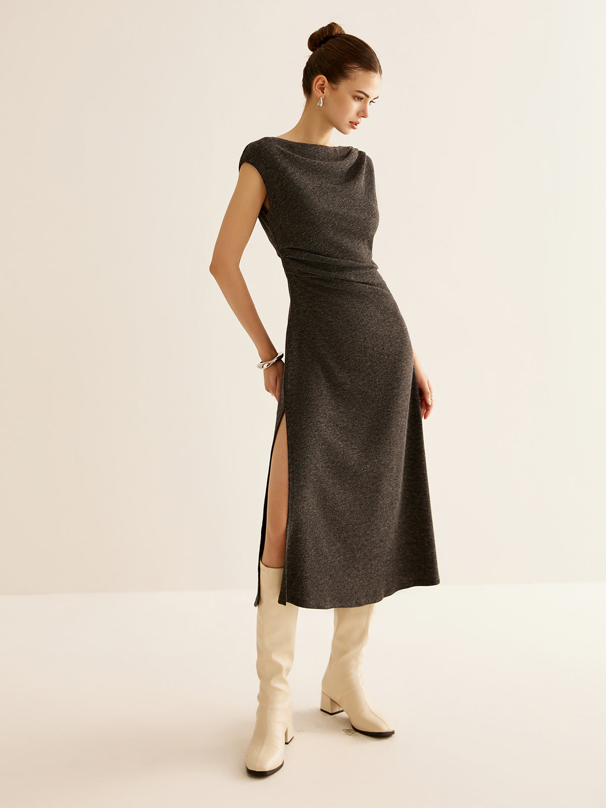 Ribbed Sleeveless Pleated Slim Dress