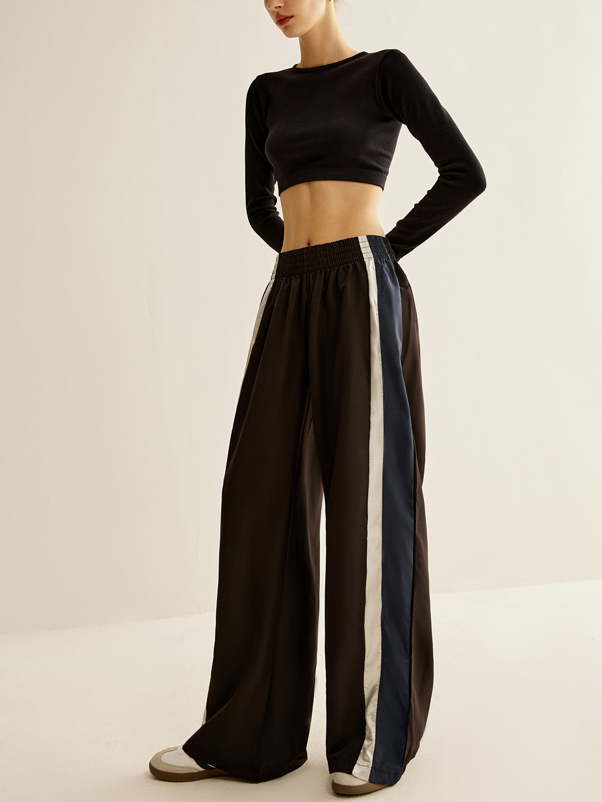 Contrast Side Striped Athleisure Pants