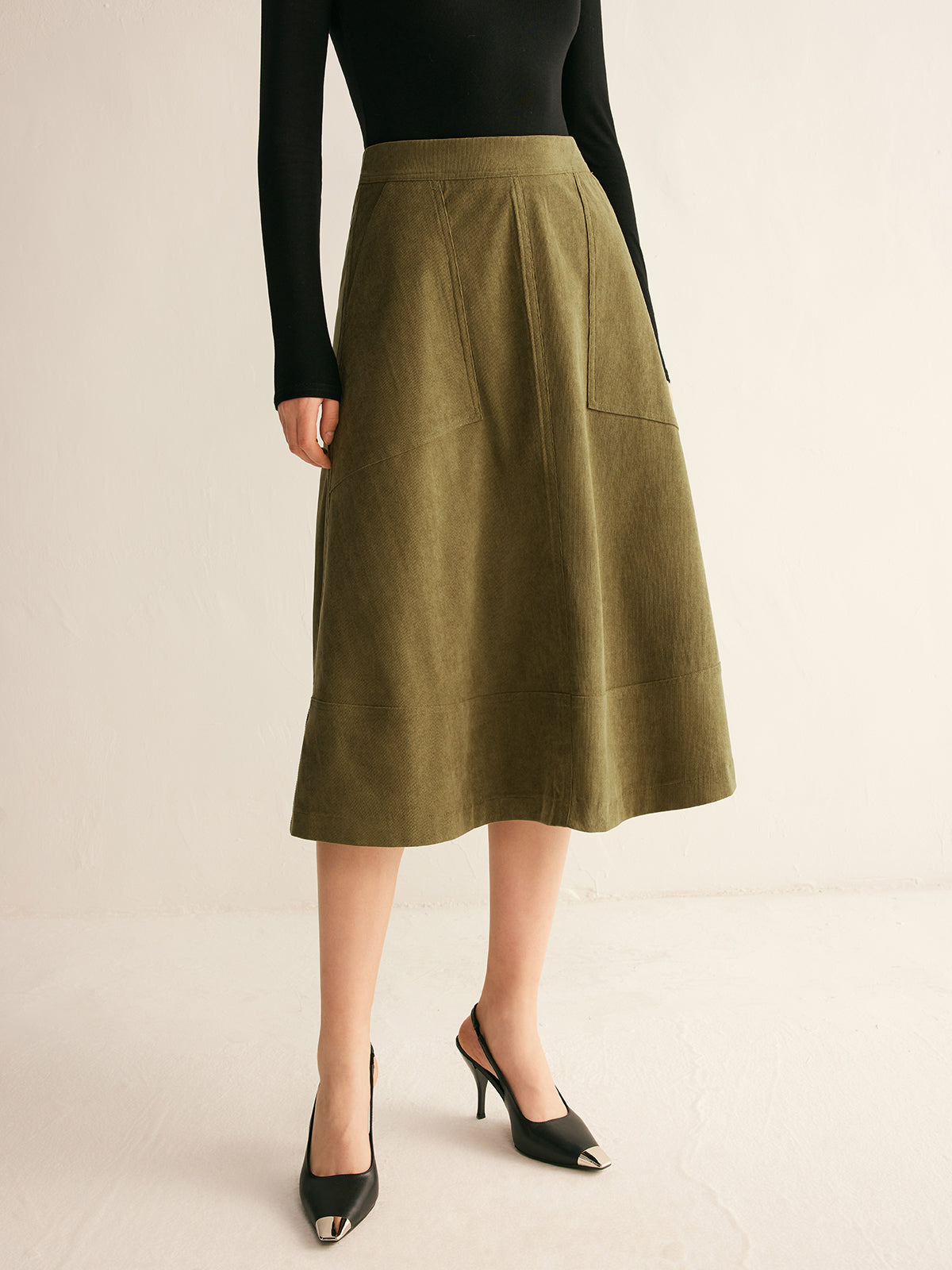 Piping Pockets Skirt