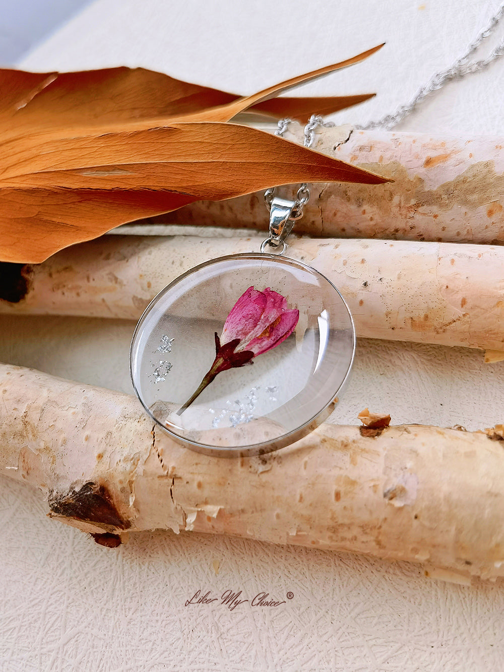 Resin Flower Necklace: August Rose