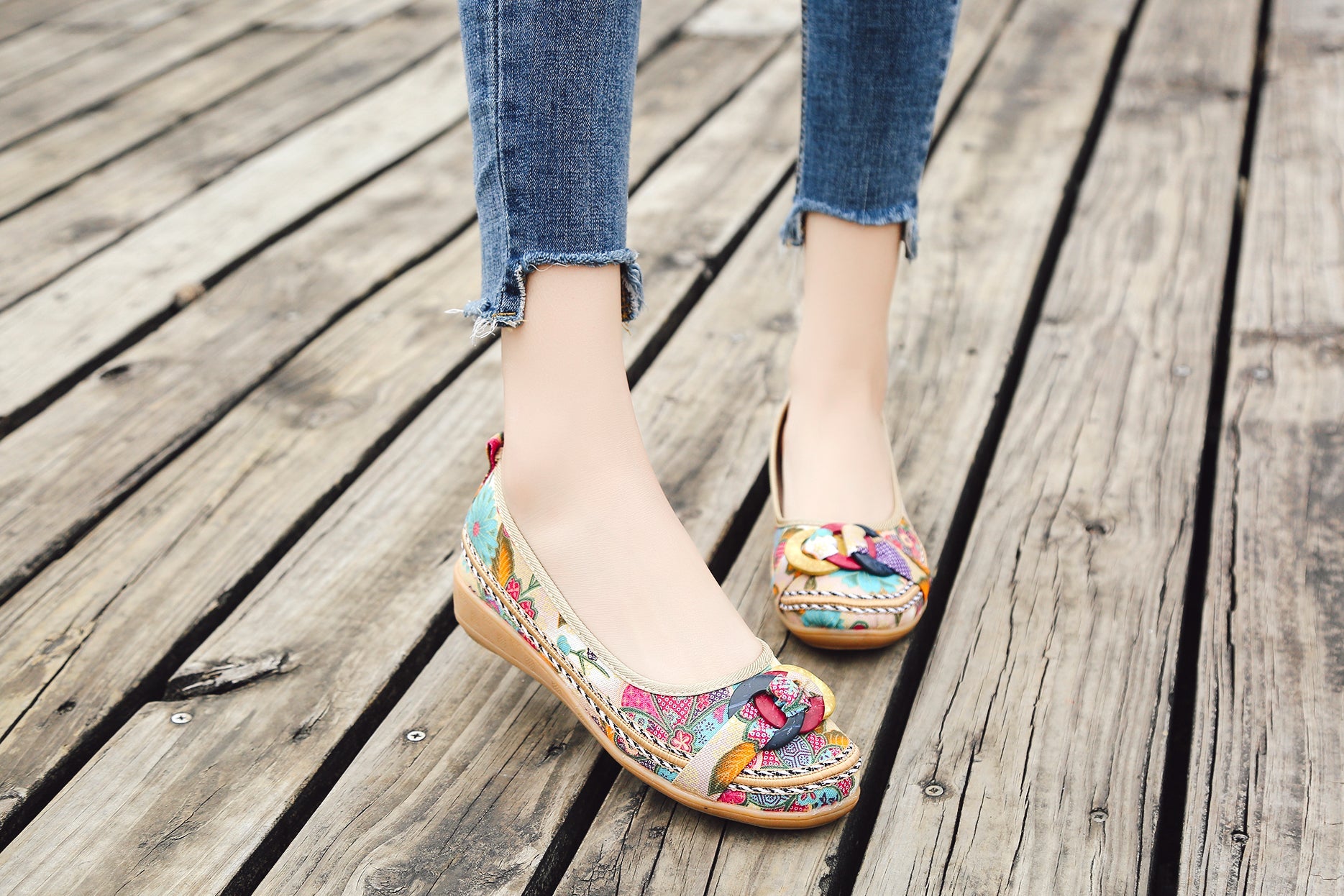 Ring and Trap Head Floral Canvas Sip on Flats - Cactus Rose