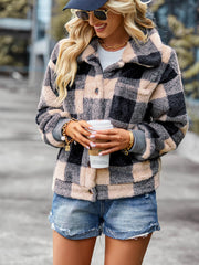 BUST POCKET PLAID FLEECE COAT - BEIGE