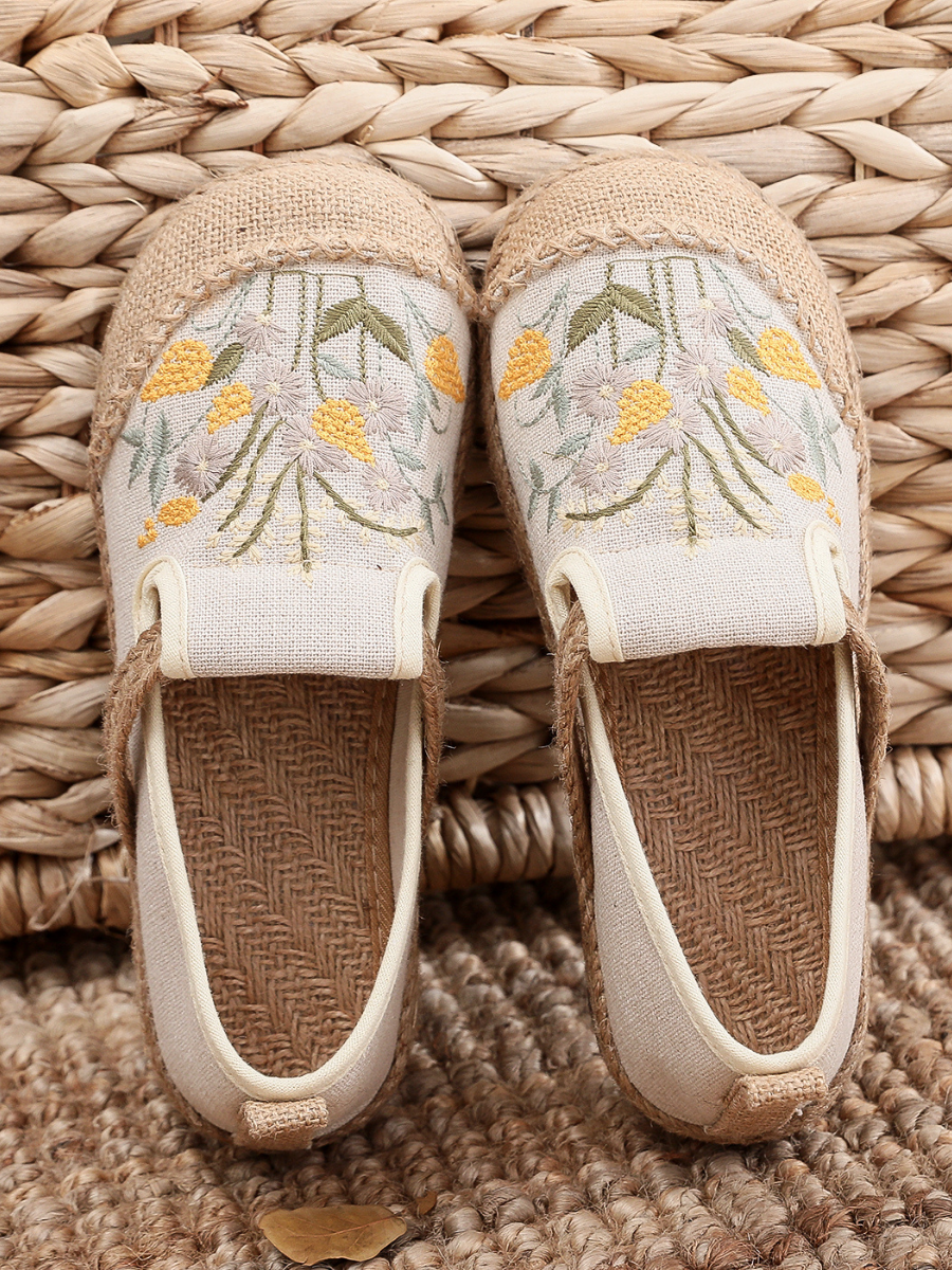 Cactus Rose | Field Corn Embroidered Round Toe Linen Espadrilles - Beige