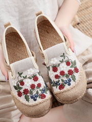 Cactus Rose | Berry Daisy Embroidered Linen Round Toe Espadrilles Loafers - Beige