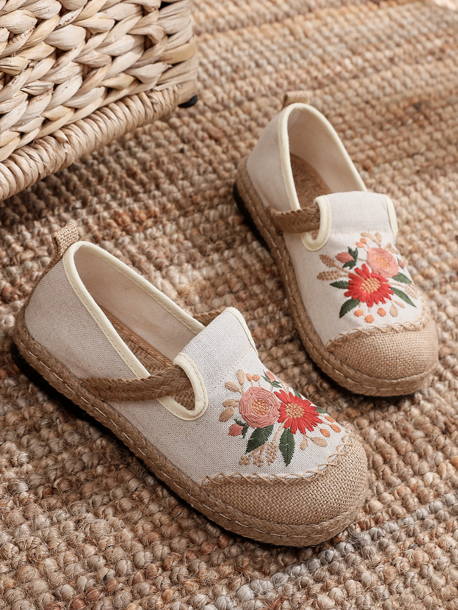 Cactus Rose | Double Kiss Floral Embroidered Linen Espadrilles - Beige