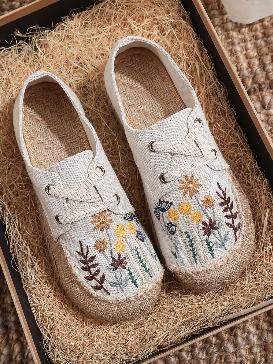 Cactus Rose | Garden Embroidered Linen Boat Shoes Espadrilles - Beige