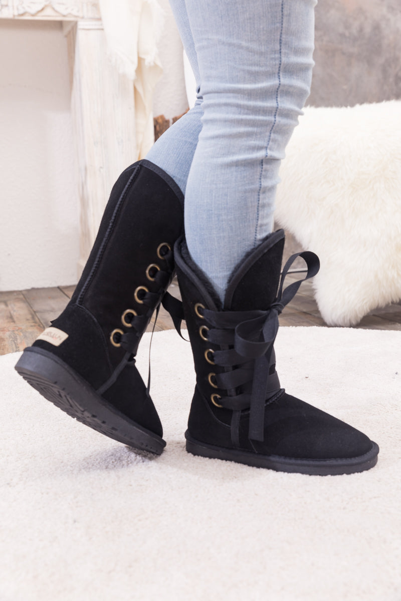 SMAIBULUN Ugg | Ribbon Lace-Up Faux Fur-lined Suede Boot - Black