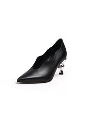 JADY ROSE | SCALLOPED  EDGE KETTLE HEEL LEATHER PUMP - BLACK