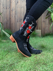 En Bloom | Rose Embroidered Cowboy Boots - Black