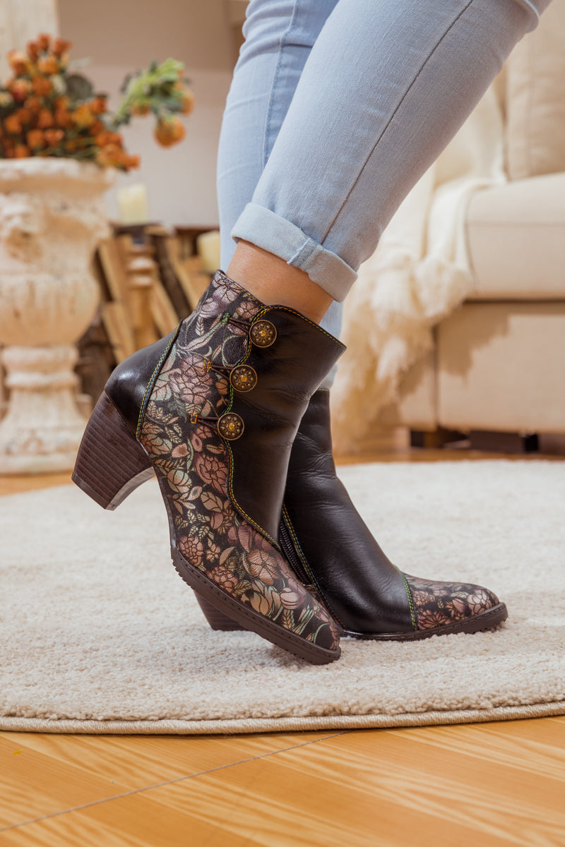 SOFFIA | FLORAL BUTTON-ACCENT BLACK LEATHER ANKLE BOOT