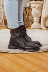 Rumour Has It | Easton Leather Combat Boots - Black