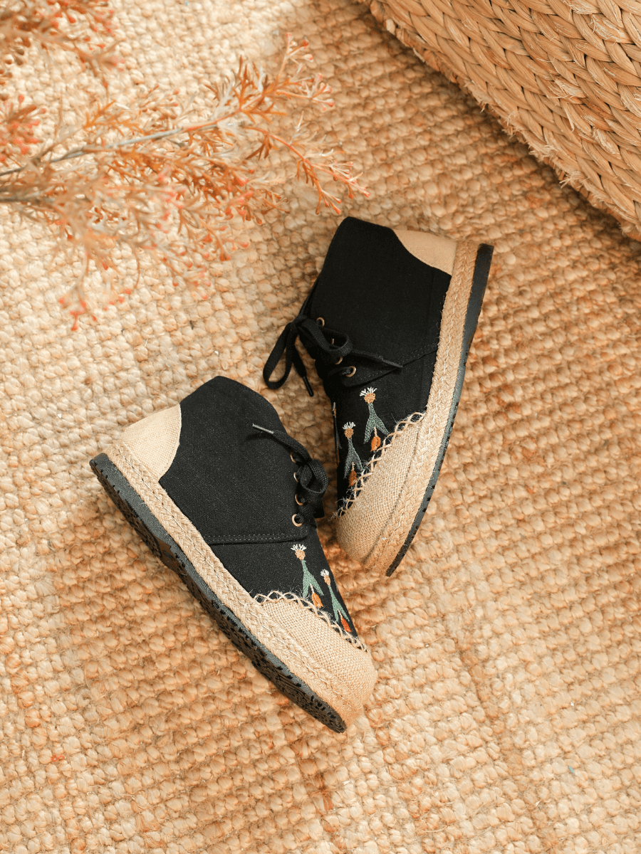 CACTUS ROSE | BLACK RETRO EMBROIDERED LINEN SNEAKER