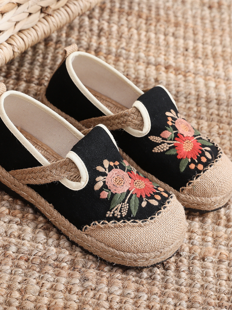 Cactus Rose | Double Kiss Floral Embroidered Linen Espadrilles - Black