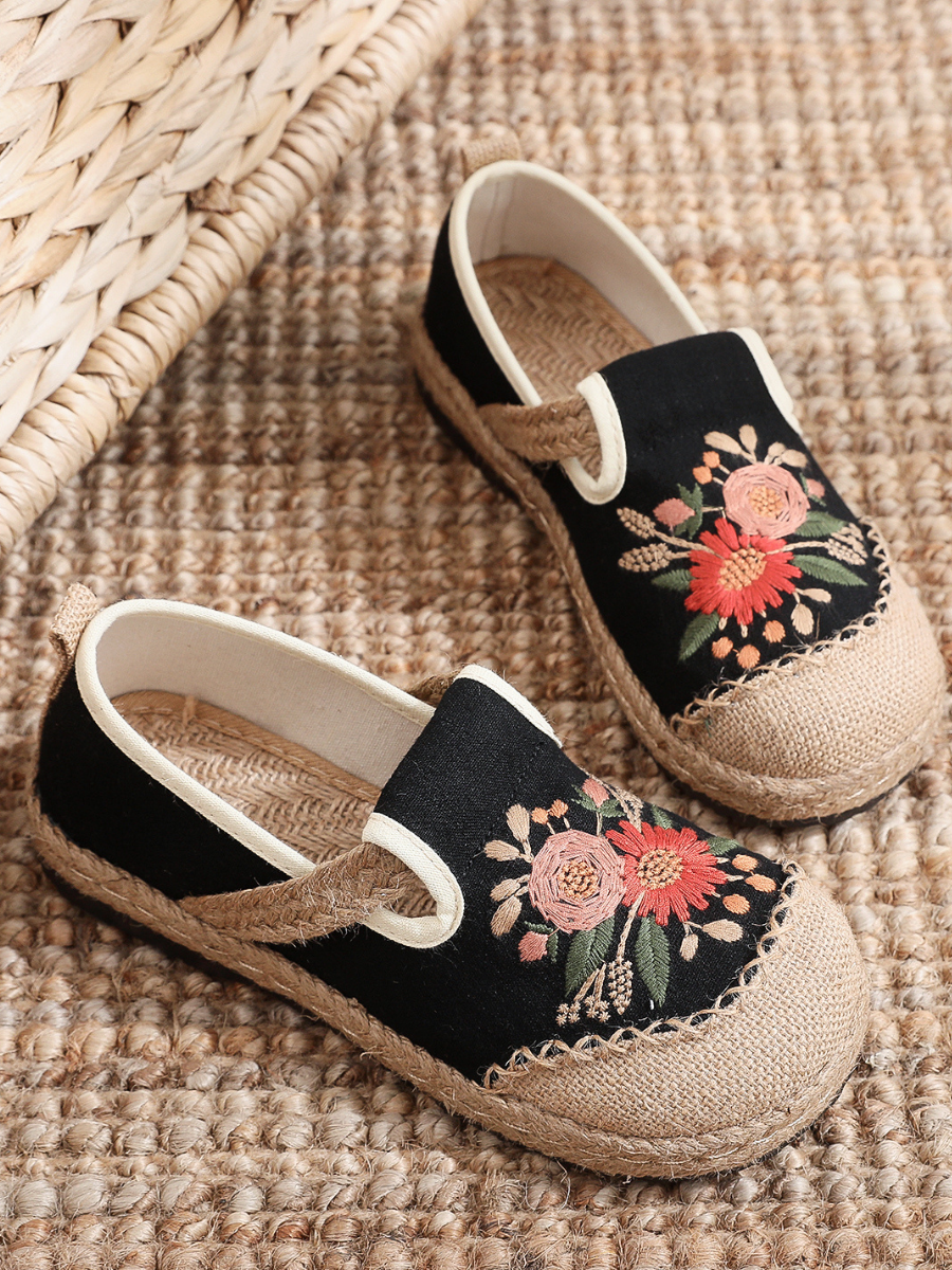 Cactus Rose | Double Kiss Floral Embroidered Linen Espadrilles - Black