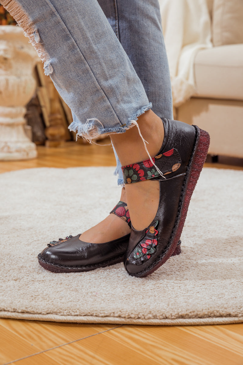 RUMOUR HAS IT| FLORAL PATTERN LEATHER MARY JANE  - BLACK