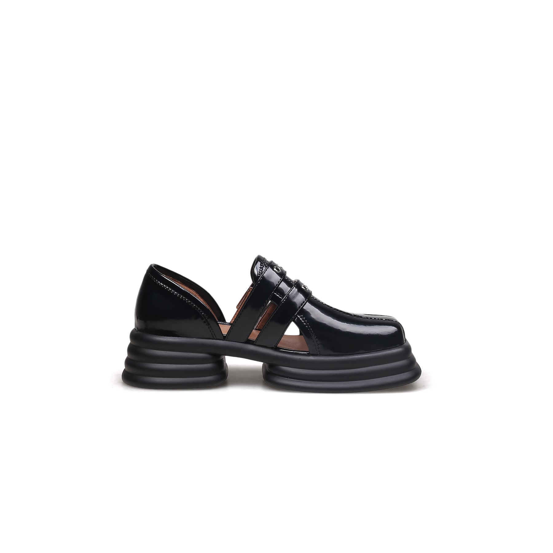 JADYROSE | GLOSSY LEATHER CUT-OUT LOAFER BLACK