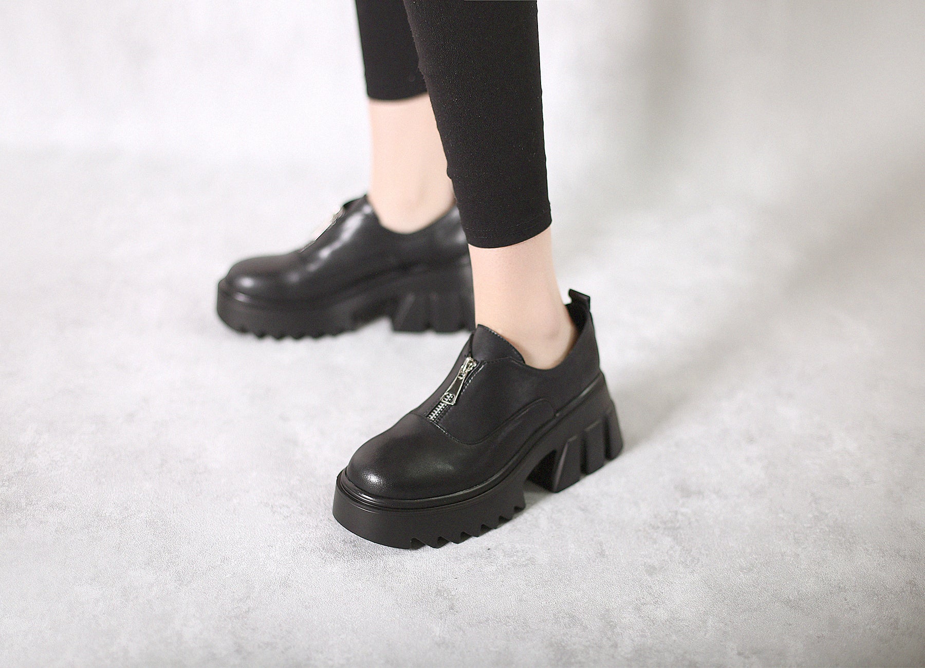 JadyRose | Chunky Heel Pure Zipper Genuine Leather Sneaker - Black