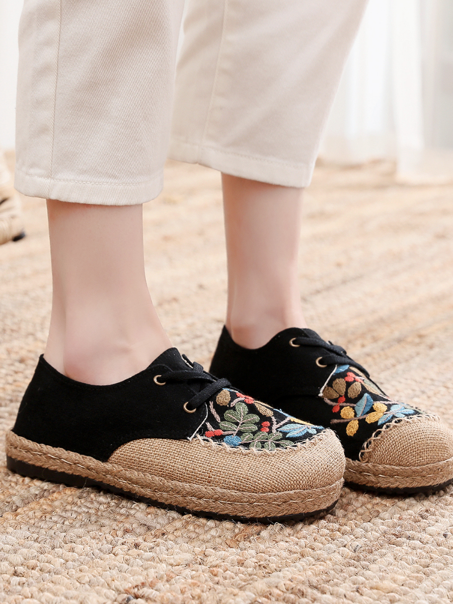 Cactus Rose | Playground Embroidered Linen Boat Shoes - Black