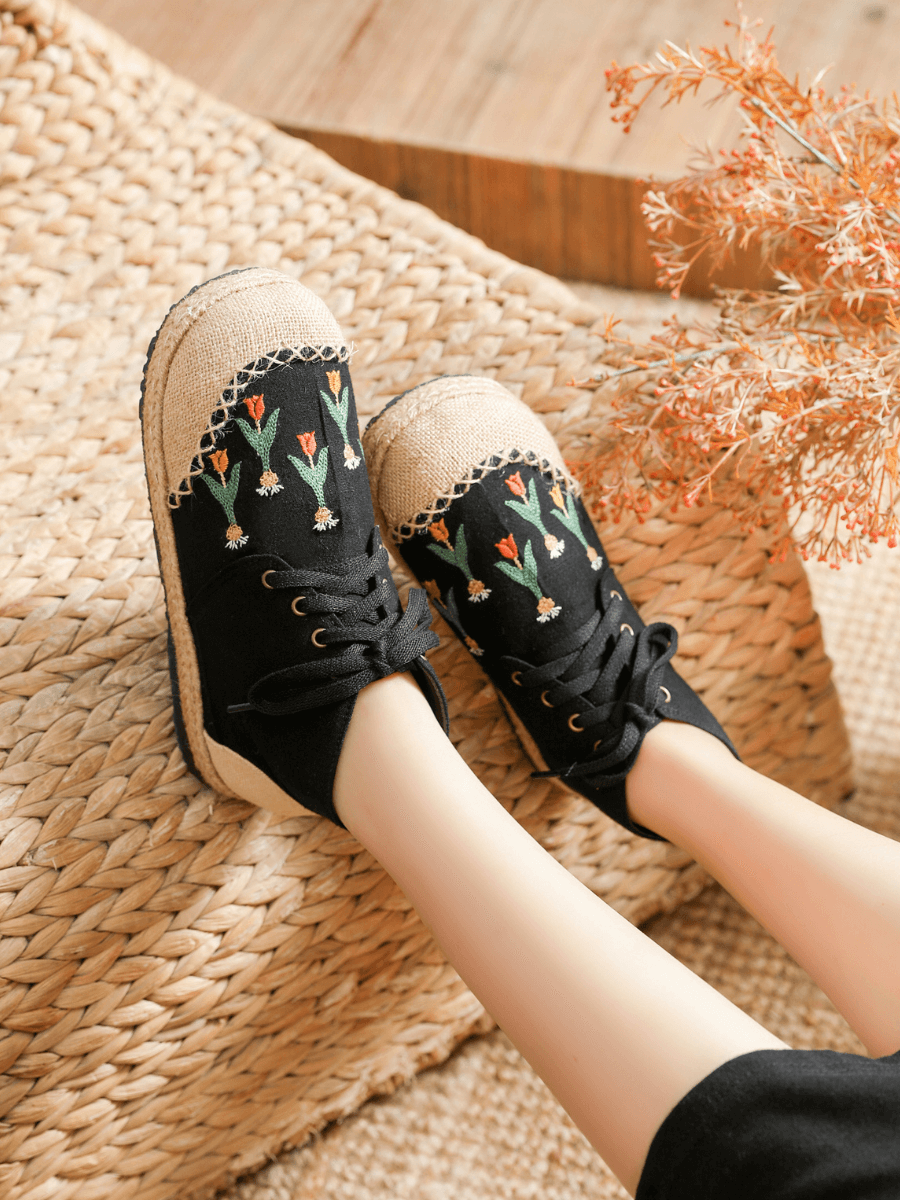 CACTUS ROSE | BLACK RETRO EMBROIDERED LINEN SNEAKER