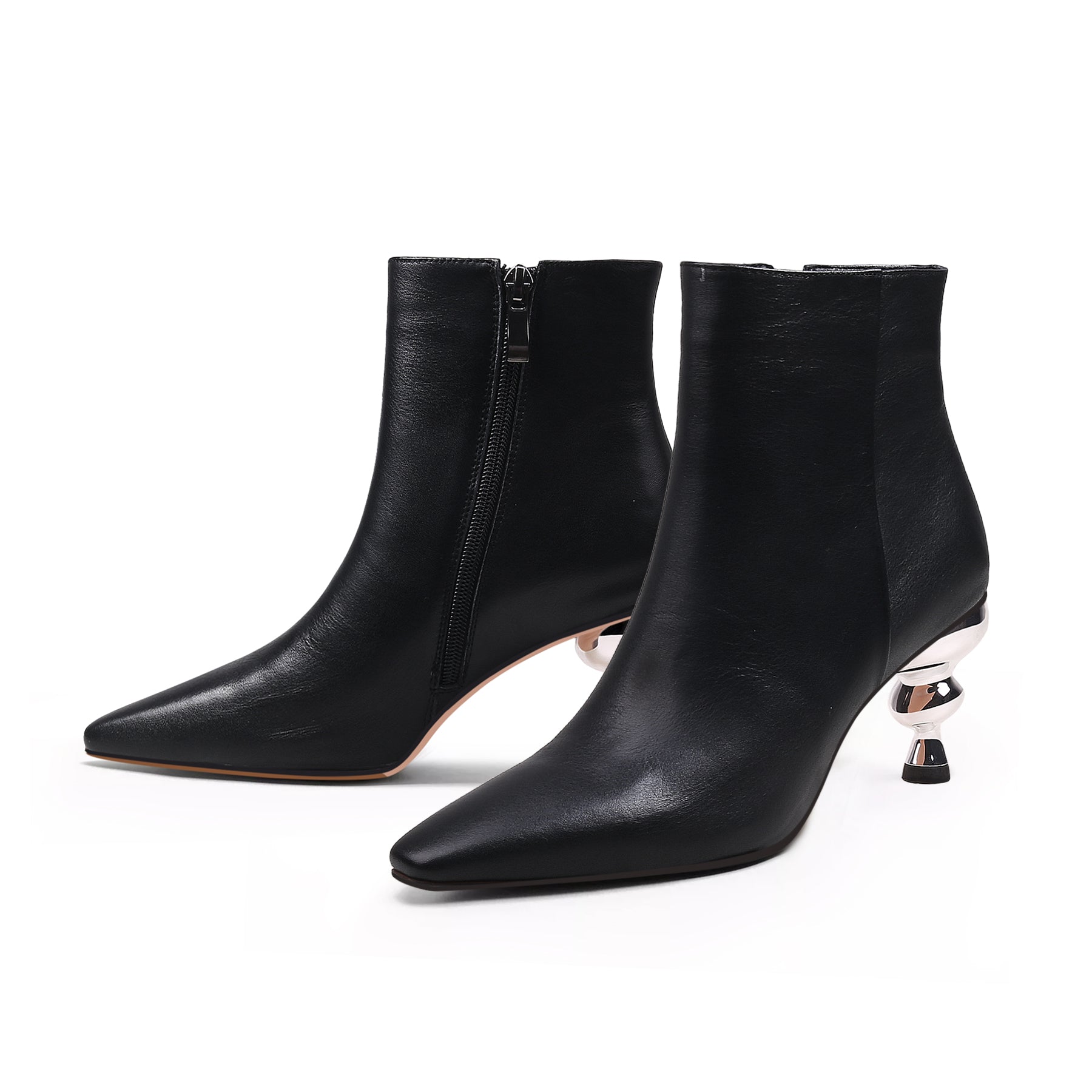 JADY ROSE | CAP HEEL LEATHER BOOTIE - BLACK