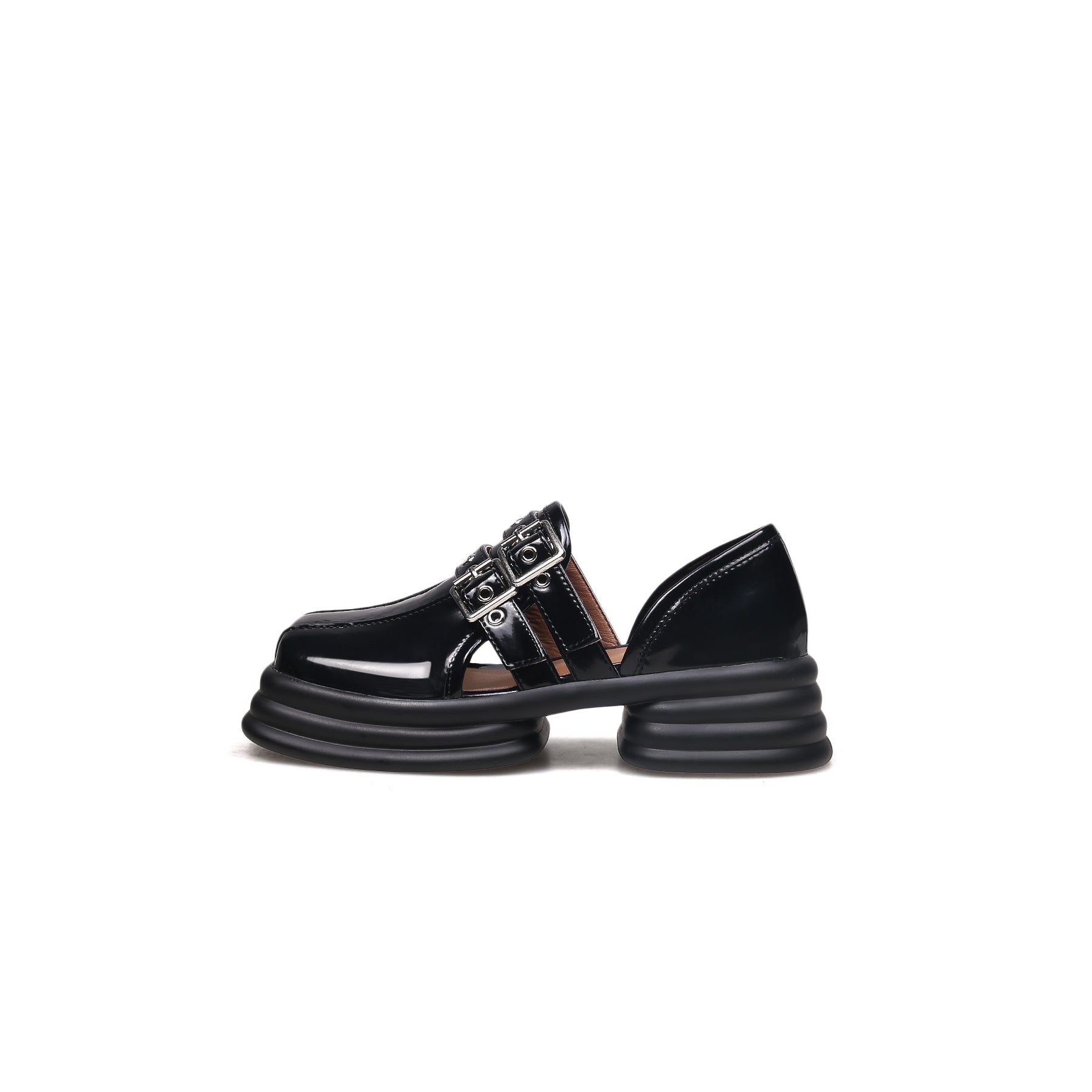 JADYROSE | GLOSSY LEATHER CUT-OUT LOAFER BLACK