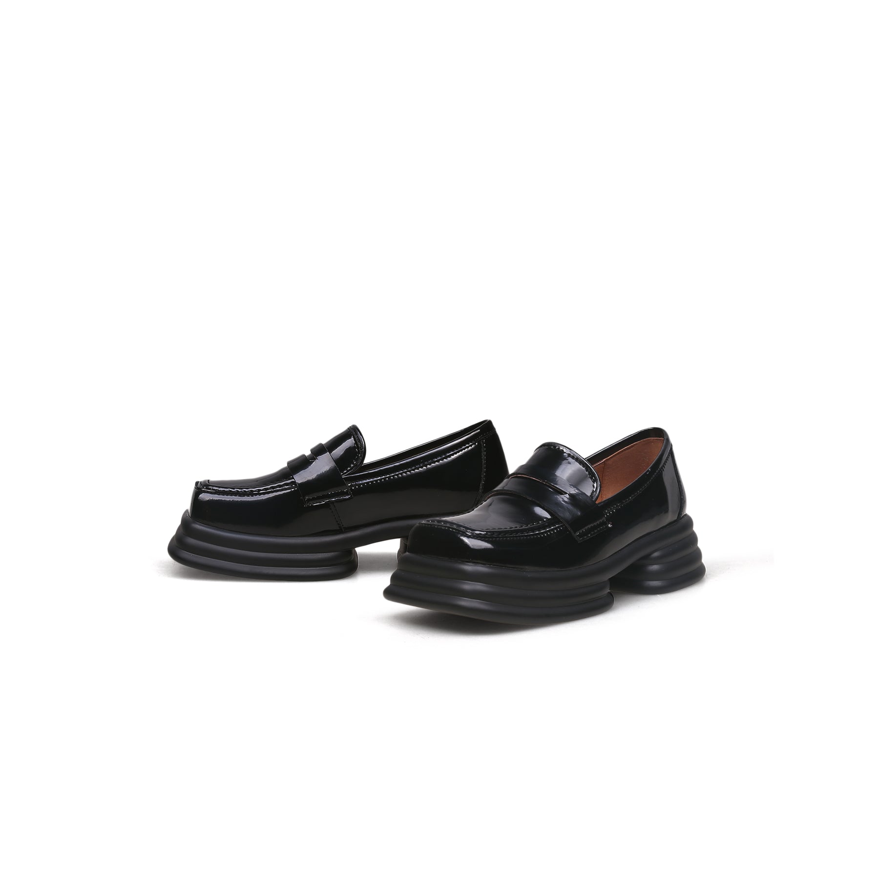 JADYROSE | GLOSSY AGNELLE LEATHER LOAFER BLACK