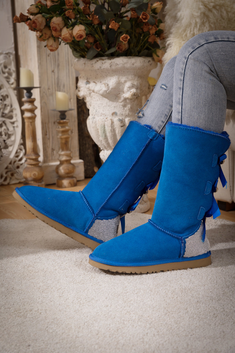 SMAIBULUN Ugg | Rhinestone Ribbon Tri-Tie Bow Suede Boots - Blue