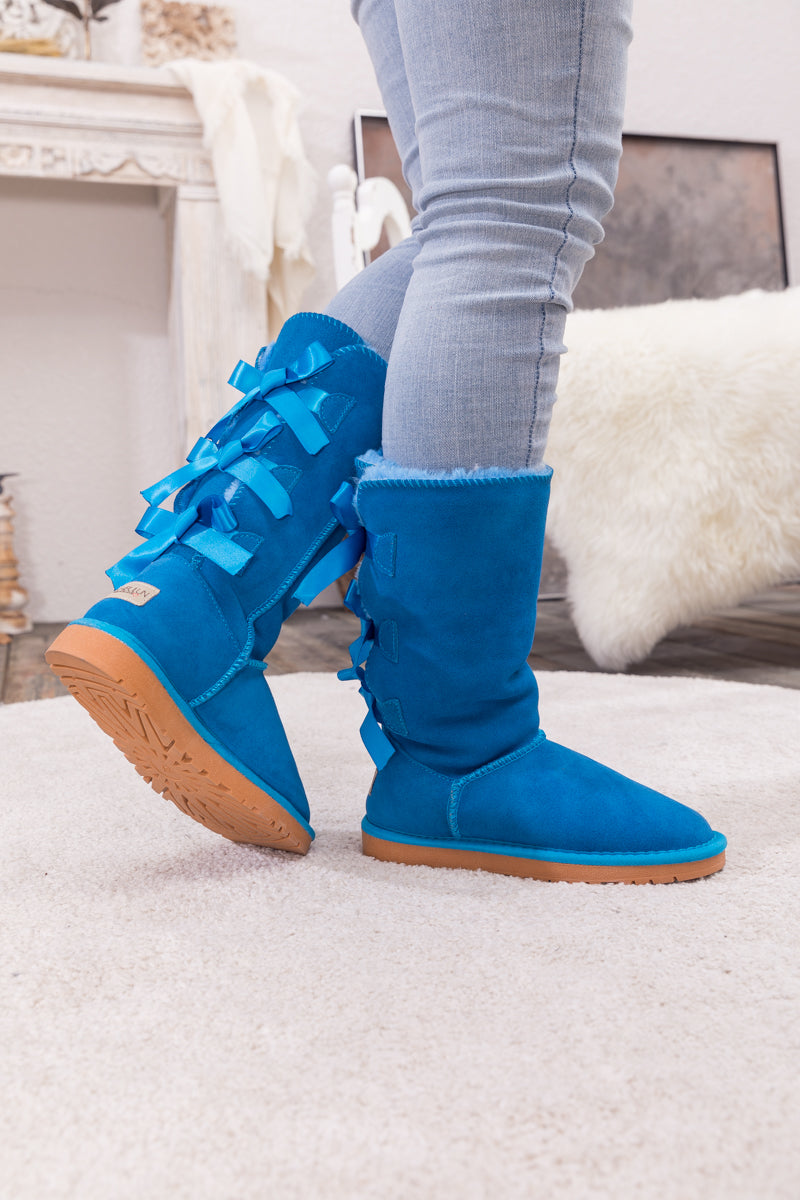 SMAIBULUN Ugg | Tri Ribbon Bow Suede Boots - Blue