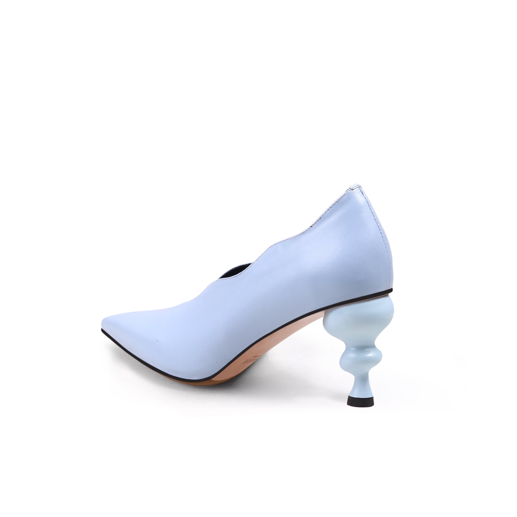 JADY ROSE | SCALLOPED  EDGE KETTLE HEEL LEATHER PUMP - BLUE