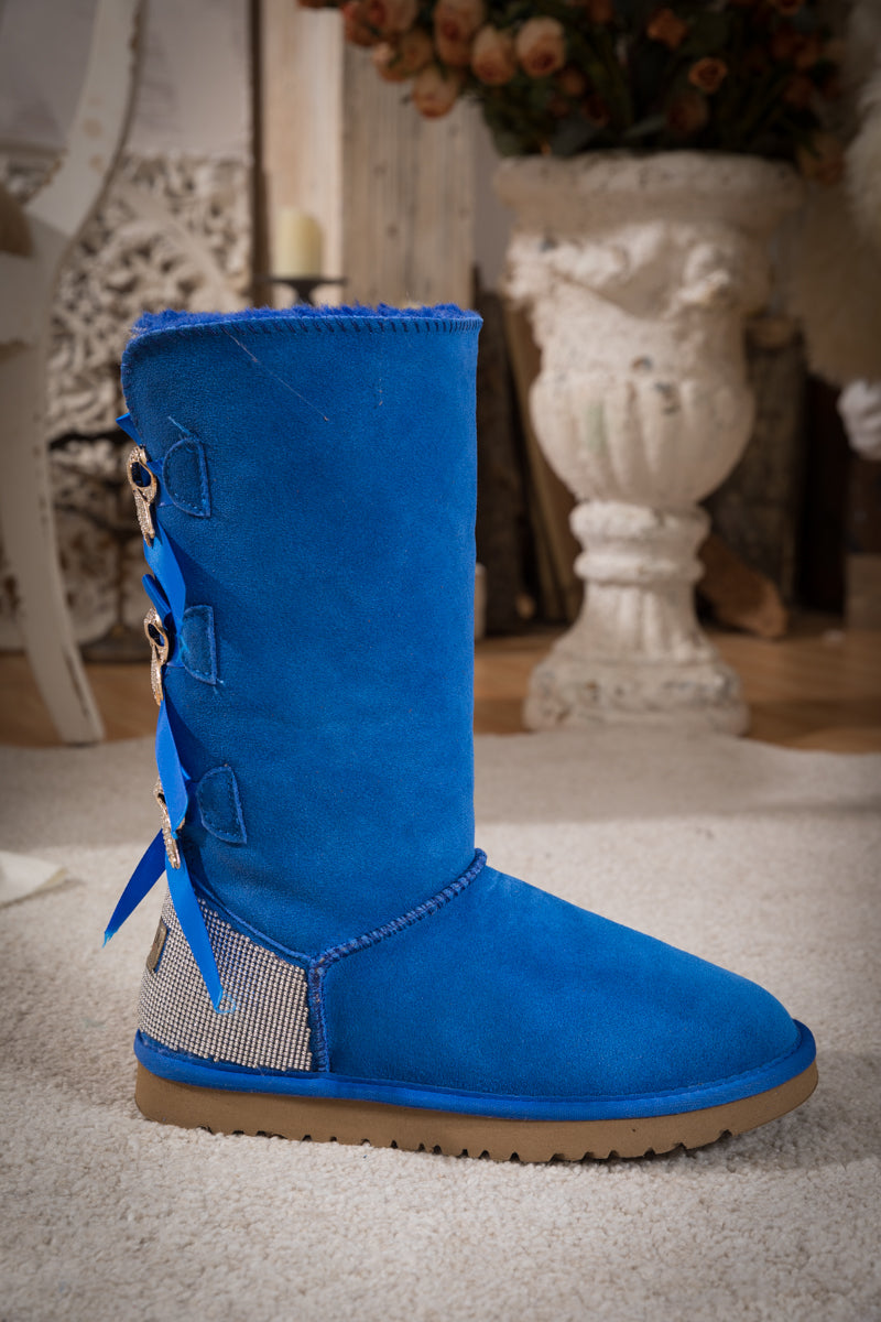 SMAIBULUN Ugg | Rhinestone Ribbon Tri-Tie Bow Suede Boots - Blue