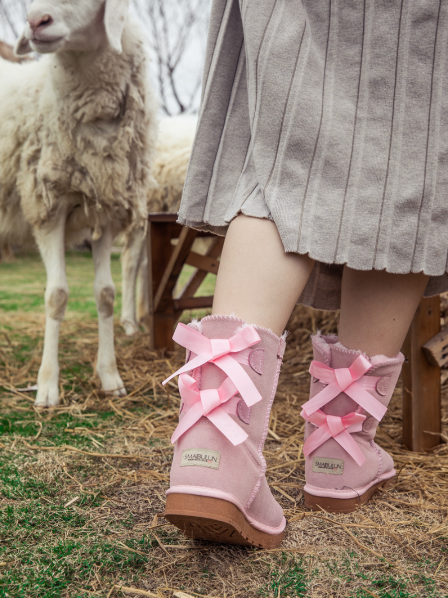 SMAIBULUN Ugg | DOUBLE RIBBON BOW SUEDE BOOT - Pink