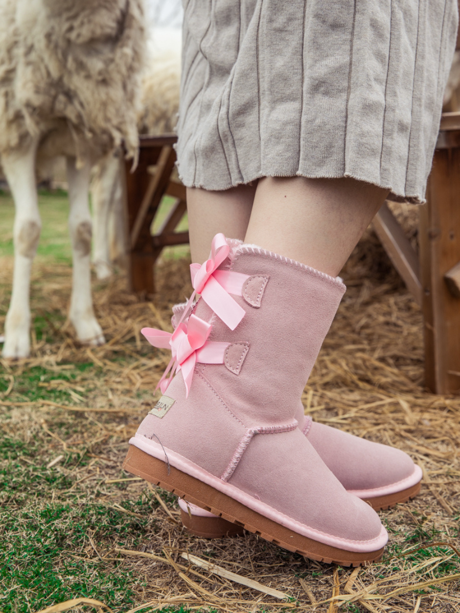 SMAIBULUN Ugg | DOUBLE RIBBON BOW SUEDE BOOT - Pink