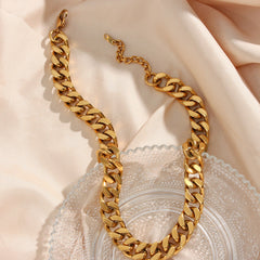 Bold Essence - Chunky Gold Chain Necklace