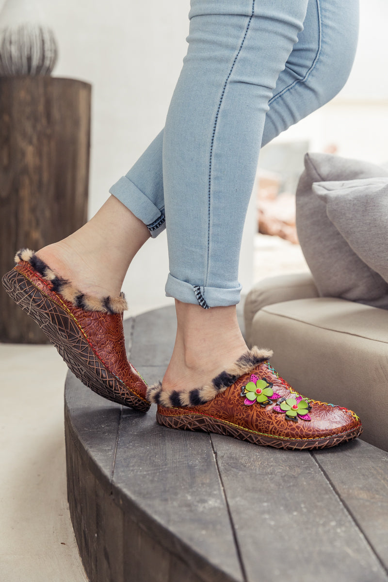 SOFFIA | Tiger Printed Wool Lined Applique Leather Slipper - Brown