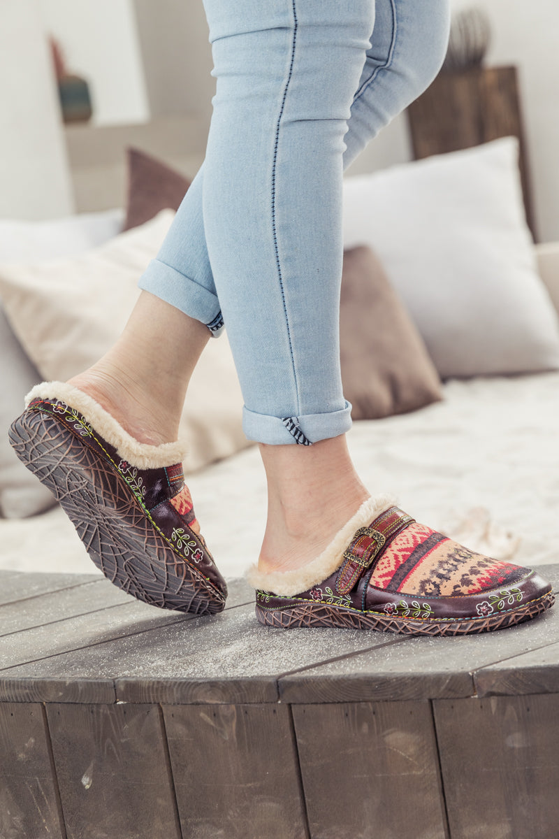 SOFFIA | Genuine Leather Geometry Printed Wool Lined Slippers Clogs - Brown